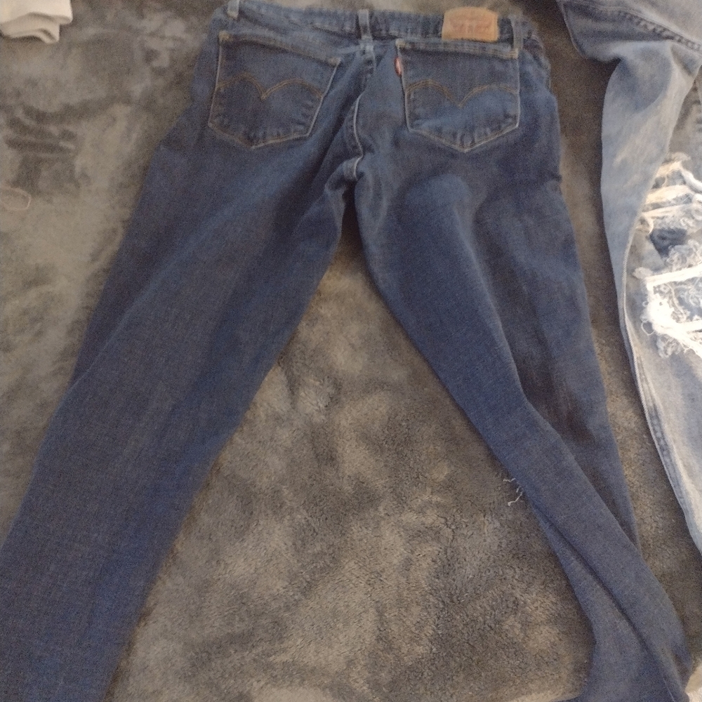 Levi's size 5.